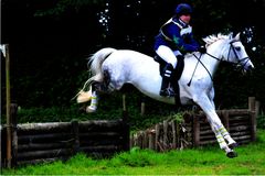 Lucy Pincus riding Sky